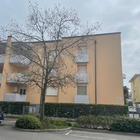 Appartamento In Villa Gioiosa Grado Luaran gambar